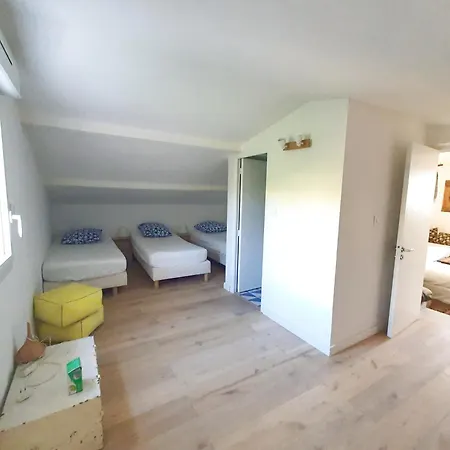 Semesterbostad Superb Family House Hyères