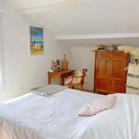 Semesterbostad Superb Family House Hyères